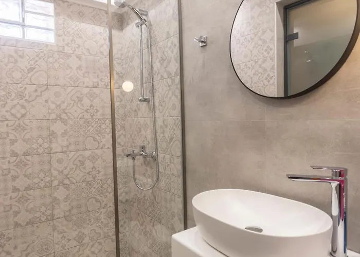 Ionas 4 * Nea Skioni